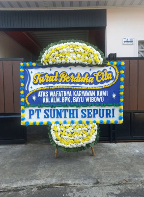 Papan Bunga Duka di Lubuk Kilangan